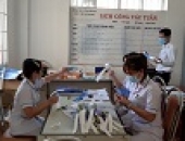 Đoàn cơ sở Trung tâm Y tế huyện Xuyên Mộc làm mặt nạ phòng dịch Covid-19